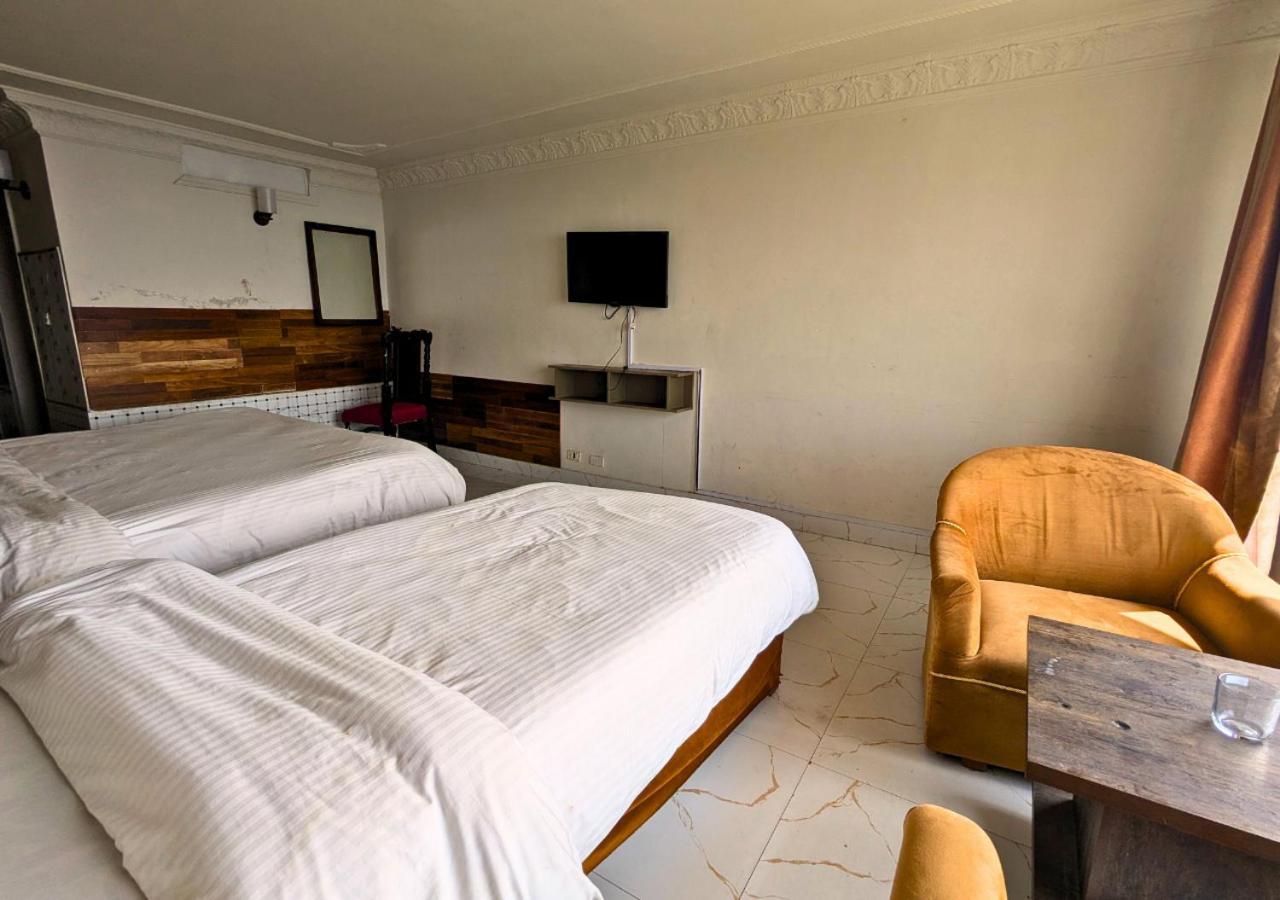 Grand Heights Hotel เมอร์รี ภายนอก รูปภาพ