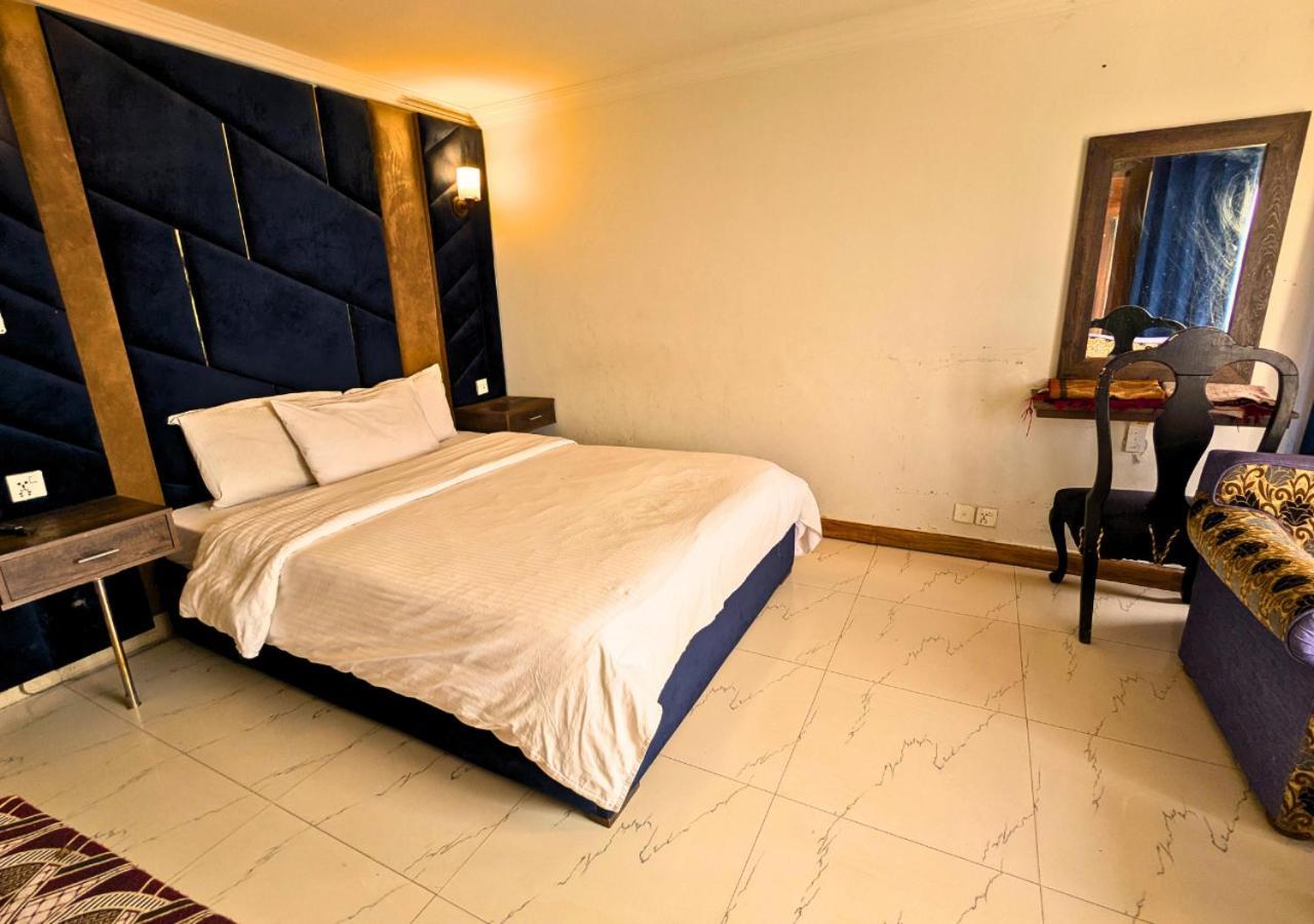 Grand Heights Hotel เมอร์รี ภายนอก รูปภาพ